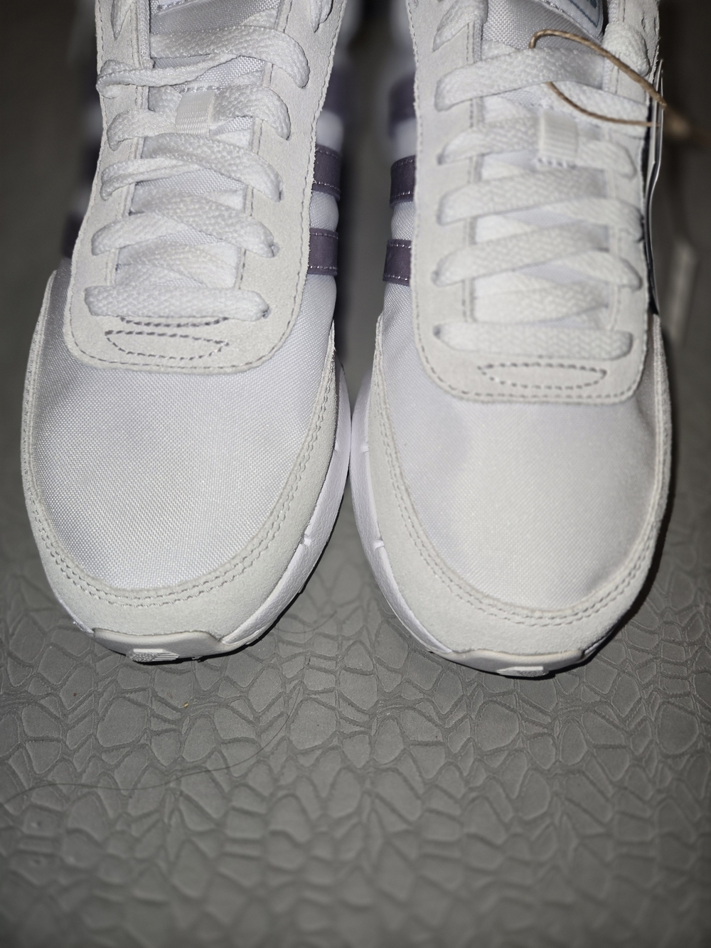 Adidas Run 60s 2.0 White Sneakers with Iridescent Lilac Stripes Womens 7 5 NWT - Picture 4 of 8